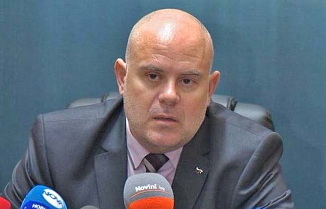 Защо Гешев рискува един ден да го вкарат в затвора. И други покрай&nbsp;него